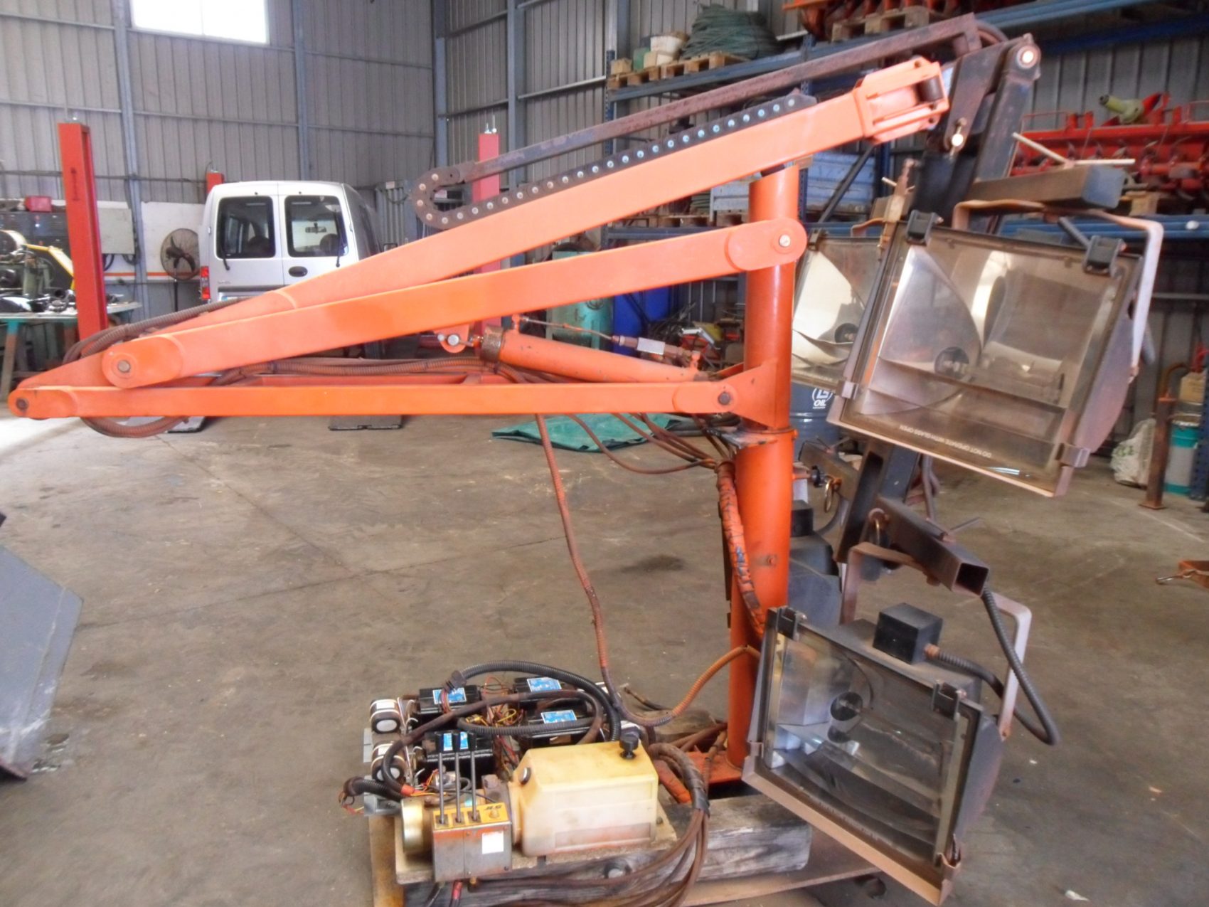 Torre iluminacion hidrulica 5